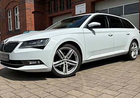 Skoda Superb Combi 2.TDI*DSG*DAB*Navi*Memory