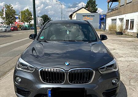 BMW X1 sDrive20i Sport Line Steptronic DCT Sport...