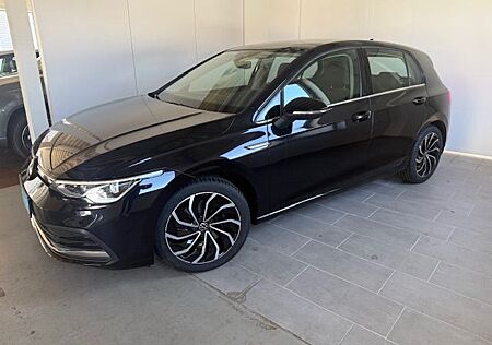 VW Golf Volkswagen Style VIII 1.5 TSI NaviPro/Pano/MatrixLED/D