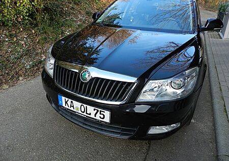 Skoda Octavia Elegance 2.0 TDI mit DSG Getriebe