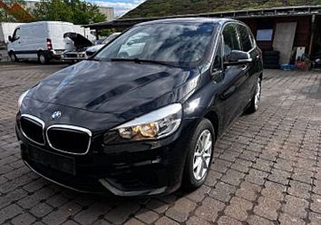 BMW 216d