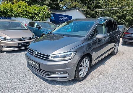 VW Touran Volkswagen 2.0 Highline 7 SITZER/ DSG/ PANO/ LED