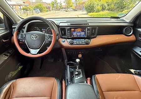 Toyota RAV 4 2,5-l-Hybrid Executive 4x4 Leder braun