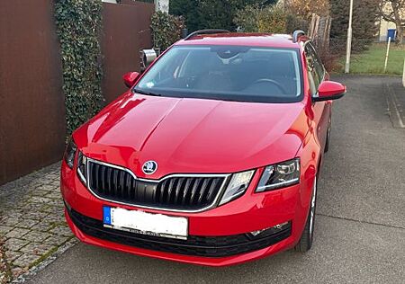 Skoda Octavia 1.5 TSI ACT DSG CLEVER Combi CLEVER