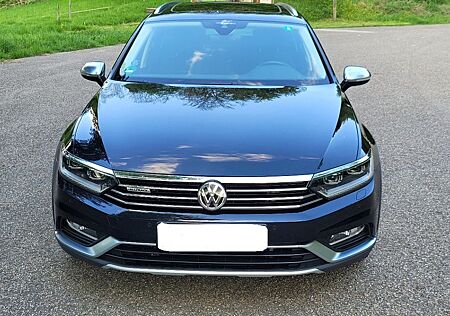 VW Passat Alltrack Volkswagen 2.0 TSI DSG 4MOTION Alltrack...