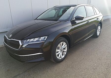 Skoda Octavia Kombi 2.0 TDI DSG Selection AHK Navi GV5