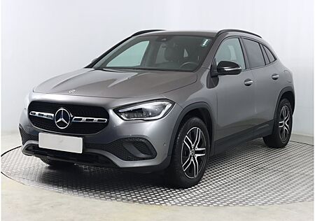 Mercedes-Benz GLA 200 d 4Matic MultibeamLED+Totw.+Kamera