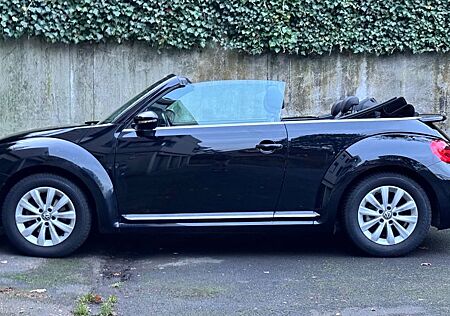VW Beetle Volkswagen 1.4 TSI DSG BMT Design Cabriolet Design