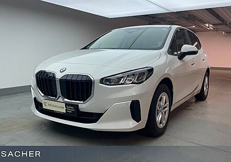 BMW 2er 220i A Active Tourer LCPlus RFK SH SSV DA