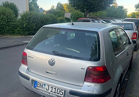 VW Golf Volkswagen 1.6 Basis