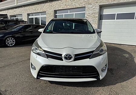 Toyota Verso Life*Panorama**Kamera*