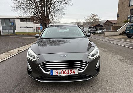 Ford Focus Lim. Cool & Connect