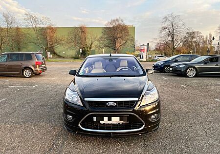 Ford Focus CC 2,0 Titanium