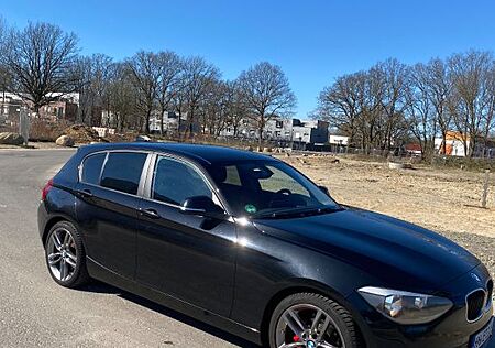 BMW 116 1 er f20 TÜV NEU !