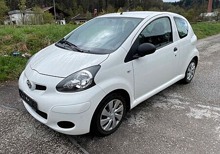 Toyota Aygo (X) Aygo AYGO Basis, 94000 KM, KEINE KLIMA!!!!
