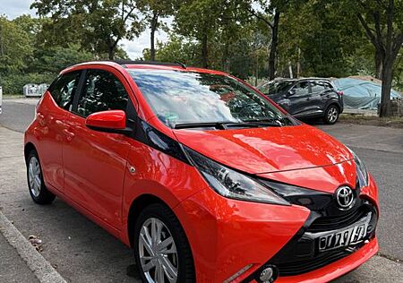 Toyota Aygo (X) AYGO - 40.924 KM - TÜV 12/2026