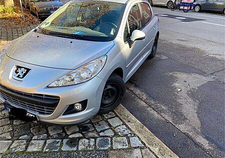 Peugeot 207 Premium 95 VTi Premium