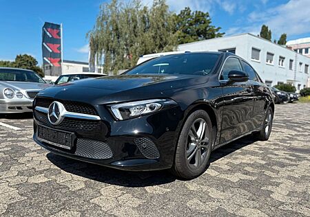 Mercedes-Benz A 200 -