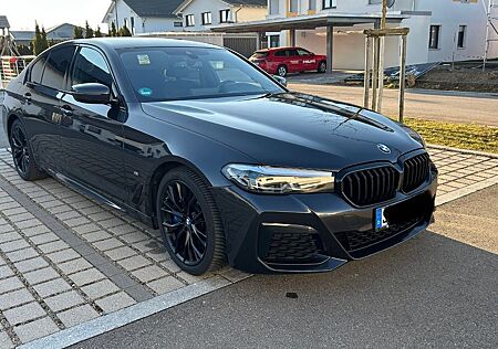 BMW 530d M Paket, Service NEU, Garantie