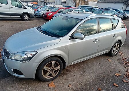 Kia Cee'd / Ceed