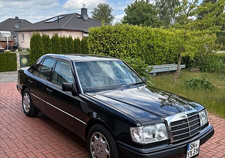 Mercedes-Benz E 400