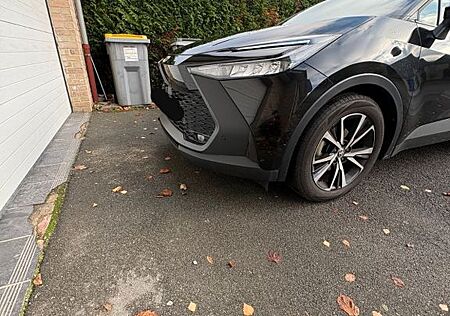 Toyota C-HR 1.8-l-VVT-i Hybrid Teamplayer Teamplayer