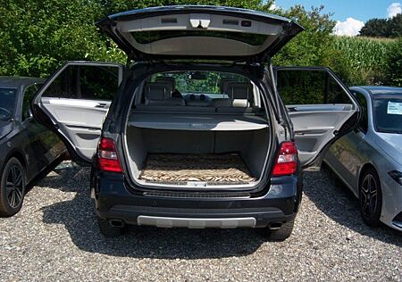 Mercedes-Benz ML 320 CDI -