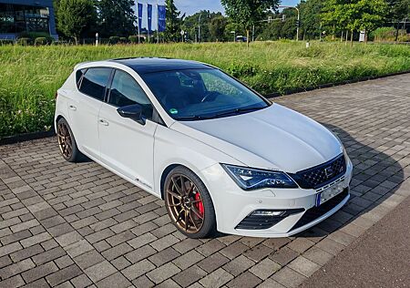 Seat Leon Cupra 300 ACC|DCC|Pano|Kamera|Navi|LED|19"