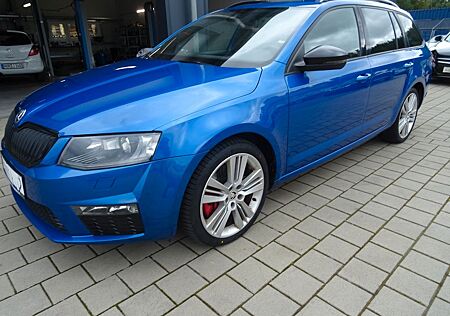 Skoda Octavia Combi RS. Standheizung