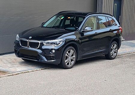 BMW X1 sDrive18i Sport Line