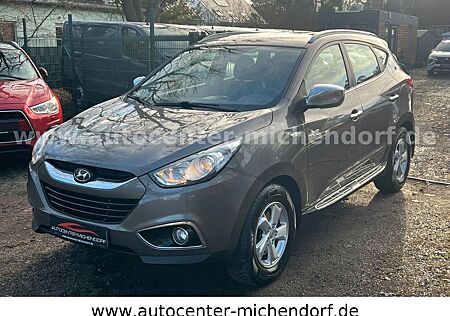 Hyundai ix35 *2WD*AHK*Teilleder*Tüv Neu
