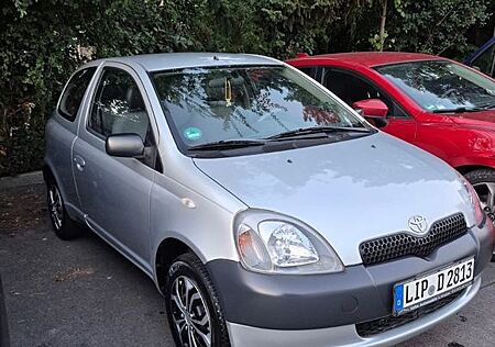 Toyota Yaris 1.0 zum Verkauf!! HU bis 05.2026