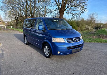 VW T5 Multivan Volkswagen 2,5 TDI 4Motion