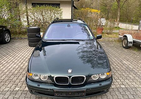 BMW 525i Touring