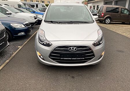 Hyundai ix20 gebraucht kaufen Hyundai ix20 blue YES!. 31000 TKM. Top Zustand