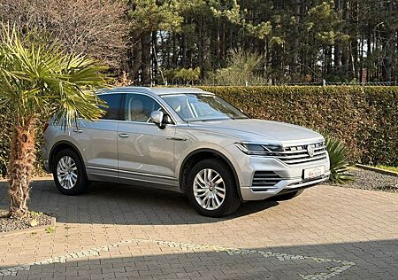 VW Touareg Volkswagen 3.0 4MOTION FACELIFT HEAD-UP MATRIX-LED