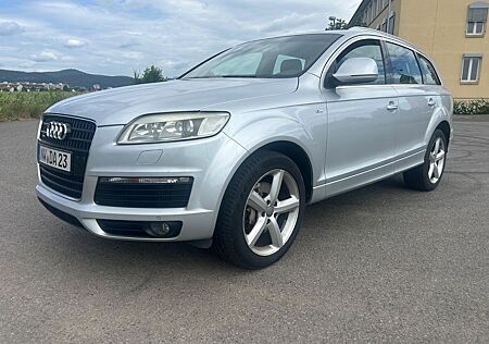 Audi Q7 3.0 TDI (DPF) quattro tiptronic S-Line