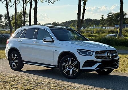 Mercedes-Benz GLC 300 de 4M AMG Multibeam LED Pano HuD AHK