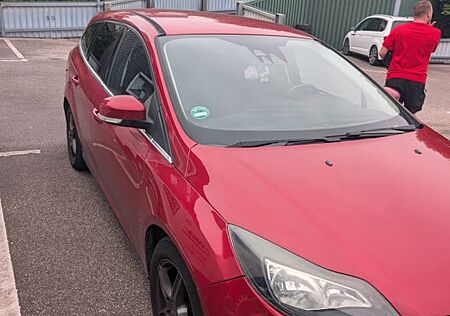 Ford Focus 1,6 EcoBoost 110kW Titanium Turnier Ti...