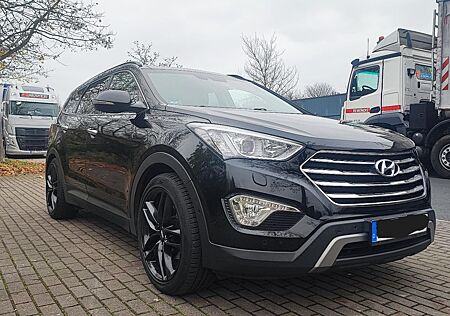 Hyundai Grand Santa Fe 2.2 CRDi Premium 4WD Automati...