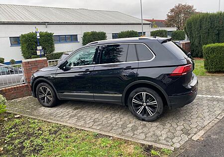 VW Tiguan Volkswagen 2.0 TDI SCR DSG 4MOTION SOUND SOUND