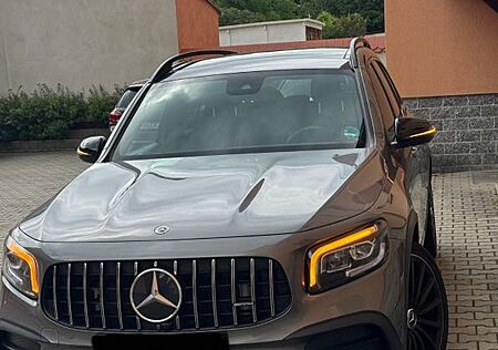 Mercedes-Benz GLB 35 AMG 7 SEATS 4MATIC