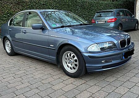 BMW 323i Sammlerstück E46 Schnitzer Reihe 2000er