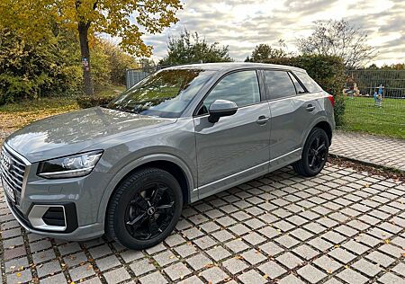 Audi Q2 1.4 TFSI Sport/Navi/AHK/SHZ/Tempomat