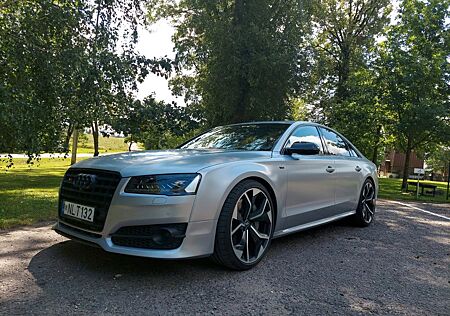 Audi S8 4.0 TFSI plus tiptronic quattro -