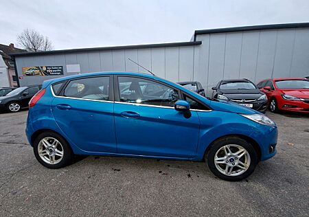 Ford Fiesta Titanium TÜV 10/2025