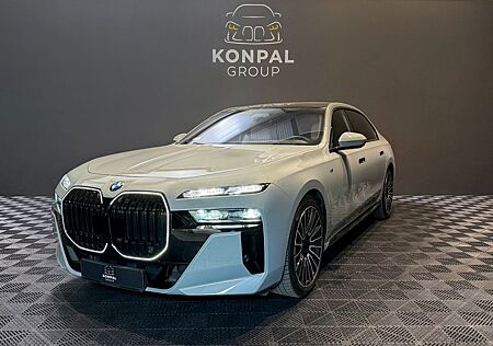 BMW 740 d xDrive B&W/Sky Lounge/M Sport Pro/Luft/21"