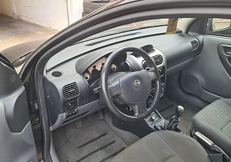 Opel Corsa C 1.8 16V GSi