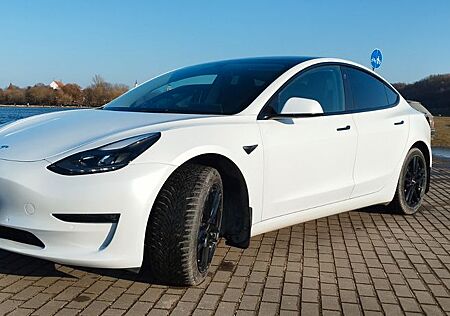 Tesla Model 3 Long Range Dual Motor AWD
