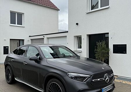 Mercedes-Benz GLC 450 GLC 450d - Premium Plus - Magno Grau